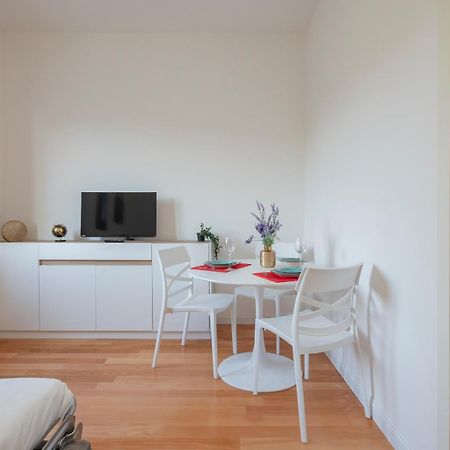 I Host Apartment - Gressoney 1 米兰 外观 照片