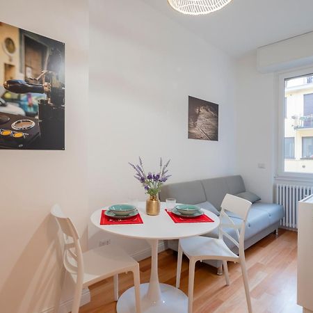 I Host Apartment - Gressoney 1 米兰 外观 照片